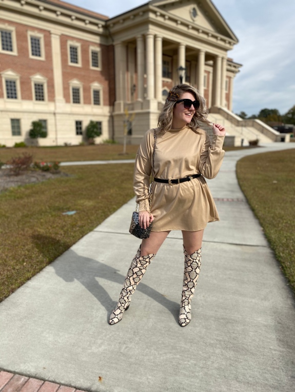 Savannah Blogger, Being Mrs. Fowler, Shares 5 Things to Do on Christmas Break, Atlanta Dentist, Women's Fall Outfit Idea